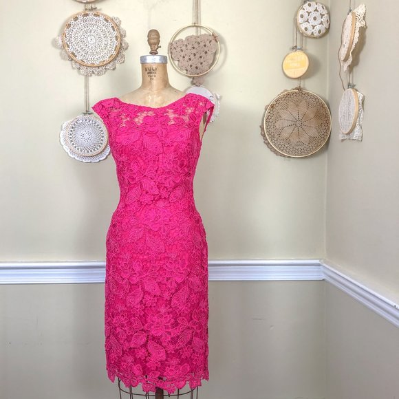 monique lhuillier lace cocktail dress